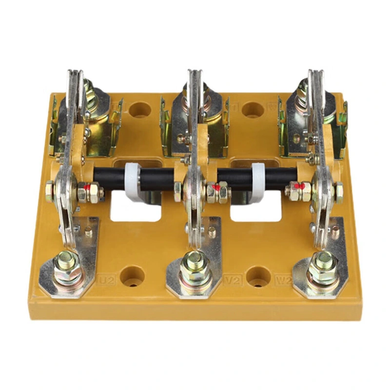 Interruttore isolatore a 4 poli da 100 Amp