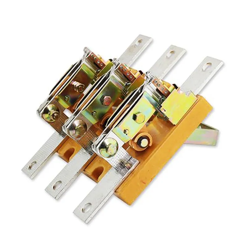 Interruttore isolatore a 4 poli da 100 Amp