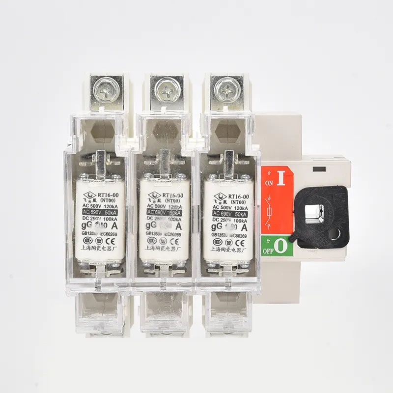 Interruttore isolatore con fusibile trifase CA