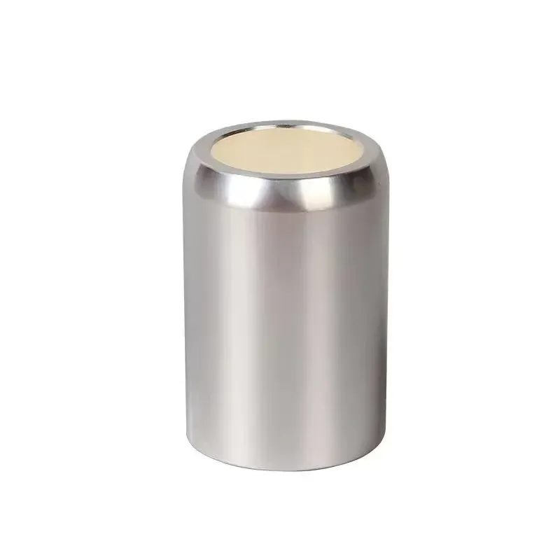 Contatto in argento dell'interruttore sottovuoto in ambito elettrico